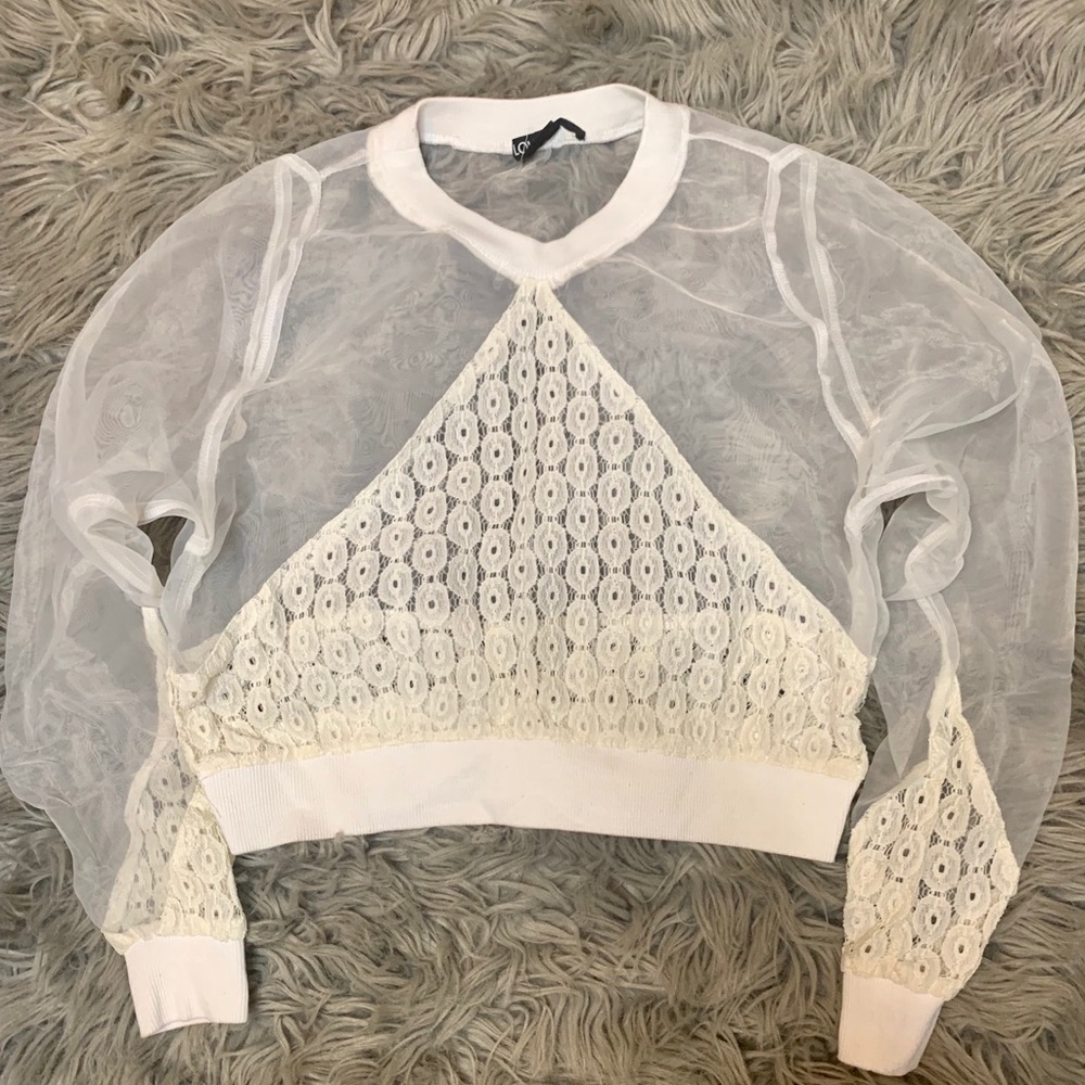 Long sleeve whit sheer top